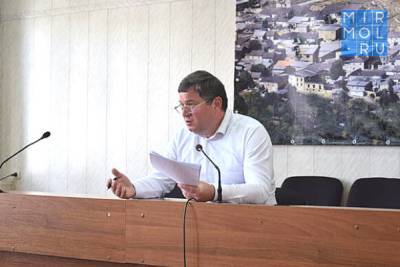 Глава Карабудахкентского района призвал жителей вакцинироваться