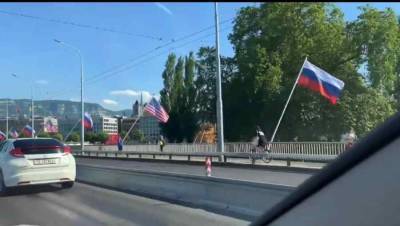 Пушков прокомментировал отсутствие украинского флага на саммите Россия-США