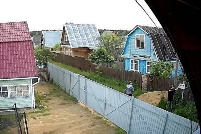 В Тверской области подростки бьют окна и балуются со счетчиками