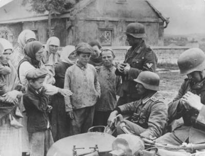 Каких советских граждан немцы снабжали продовольствием на оккупированной территории
