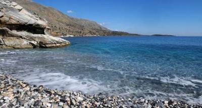 Субстанция пахнет тухлыми яйцами: на побережье Турции обнаружили огромное пятно из водорослей