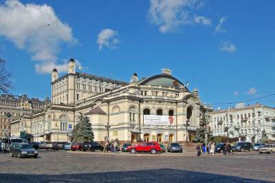 В украинских кинотеатрах, театрах, музеях и на концертных площадках отменены ограничения, связанные с коронавирусом