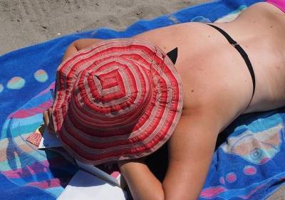 Как защитить лицо от солнца: правильно подбираем солнцезащитный крем