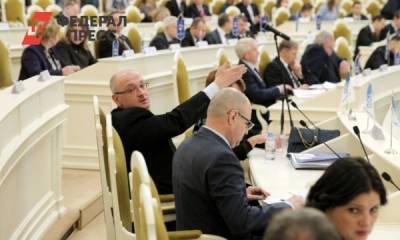 Политолог о резкой активности петербургской оппозиции: замахнулись на кресло спикера