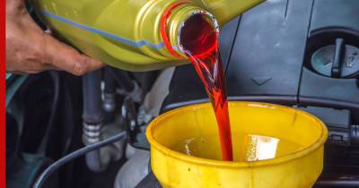 Почему моторное масло нужно менять чаще, чем трансмиссионное: главные причины