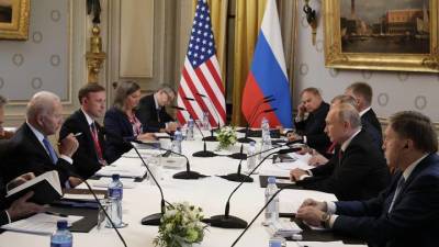 Завершилась расширенная двусторонняя встреча делегаций России и США в Женеве