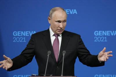 Путин заявил об уроках ФБК по коктейлям Молотова