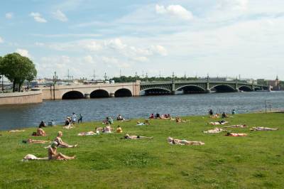 В четверг в Петербурге будет тепло и без дождей