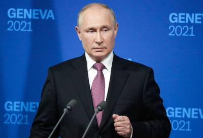 «Необязательно клясться в любви и дружбе»: Владимир Путин о прагматичных отношениях России и США
