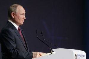 Путин и Байден обсудили вступление Украины в НАТО