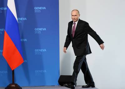 Путин после переговоров с Байденом вспомнил песню про синий туман
