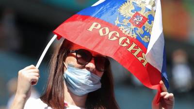 Победный гол Миранчука, закрытые дворцы и слухи об обязательной вакцинации: Петербург 16 июня
