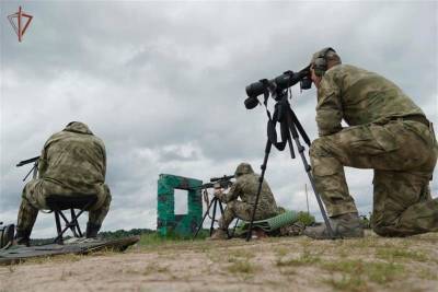 Учебно-методический сбор снайперов СОБР Центрального округа Росгвардии проходит в Смоленской области