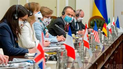 От аргументов к комплиментам: как G7 пытается остановить судебную катастрофу в Украине