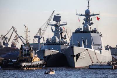 На военно-морском салоне в Петербурге покажут новейшие корабли ВМФ