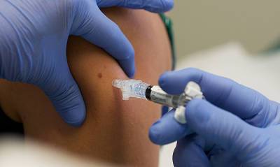 Сахалин стал четвертым регионом с обязательной вакцинацией от коронавируса