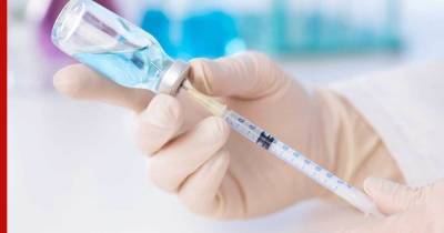 Обязательную вакцинацию для отдельных категорий граждан ввели еще два российских региона