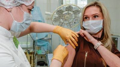 На Сахалине ввели обязательную вакцинацию для некоторых граждан