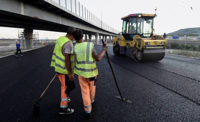 Власти выделили почти 7 миллиардов рублей на строительство дорог