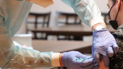 Эпидемиолог рассказал о возможных последствиях обязательной вакцинации от коронавируса в Петербурге