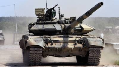 В Сети опубликованы кадры "уничтожения" танка Т-90 украинским БПЛА ACE ONE