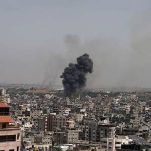 Израиль возобновил удары по объектам в Секторе Газа