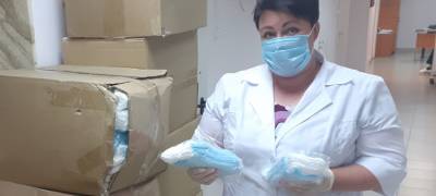 В Петрозаводске «Красный Крест» обеспечил постояльцев дома-интерната масками от коронавируса