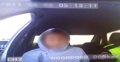 В Астрахани на видео попала погоня полицейских за водителем на "девятке"