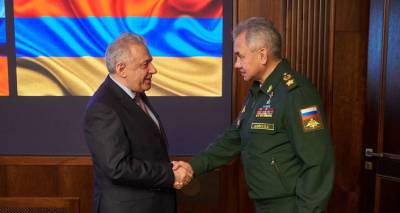 Арутюнян и Шойгу обсудили размещение российских пограничников на границе с Азербайджаном