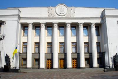 В украинский парламент проходят 4 партии, отсутствие достижений в борьбе с коррупцией в наибольшей мере негативно повлияло на репутацию власти, - западные социологи