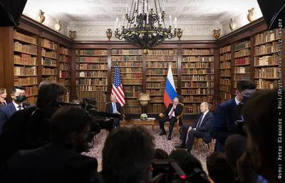 Песков назвал результативными переговоры Путина и Байдена