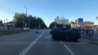 Момент столкновения пяти машин в Нефтеюганске попал на видео