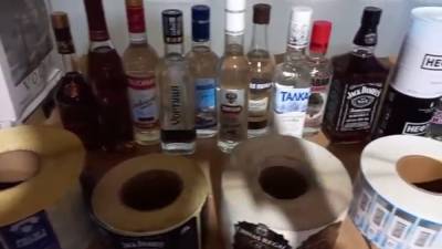 Подпольный завод из Ленобласти поставлял Jack Daniels и Hennessy в регионы России