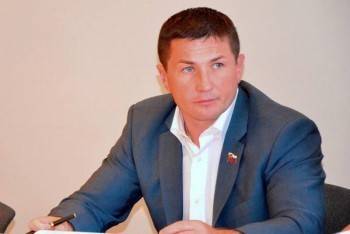 Депутат Коновалов: каюсь, готов ответить по закону за фото с оружием