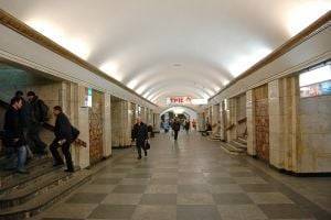 В Киеве закрыли центральную станцию метро: ищут бомбу