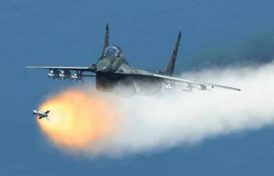 Российский Су-30 сорвал операцию ВВС США и обратил в бегство F-35