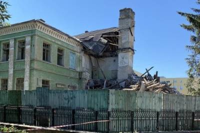 В Брянске начали сносить старый корпус детской городской больницы