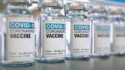 Очередная партия вакцины от коронавируса прибыла в Иран