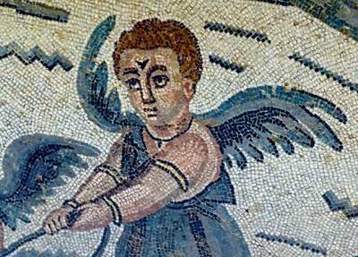 Ученые узнали, зачем ставили знак на лбу у римских купидонов
