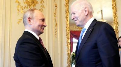 Стало известно, что Путин и Байден подарили друг другу