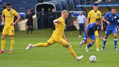 Сборная Украины дважды поразила ворота Македонии в первом тайме матча Евро-2020
