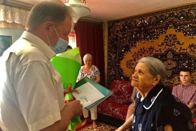 Посвятившая жизнь медицине белгородка отметила 95-летие накануне Дня медработника