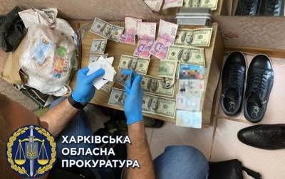Полицейские на Харьковщине вымогали у подозреваемого $10 тысяч