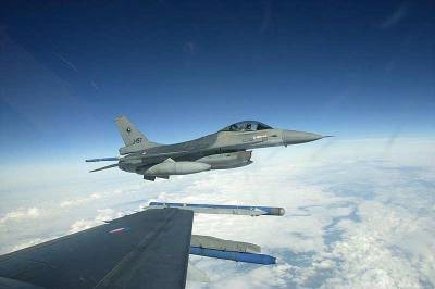 Компания из США Lockhee Martin предложила продать Украине истребители F-16