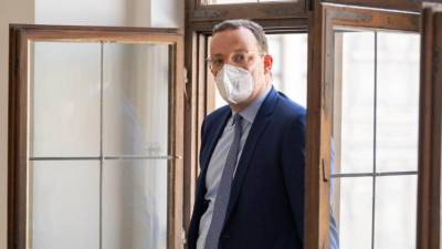 Перестарались: Министерство здравоохранения Германии закупило слишком много масок