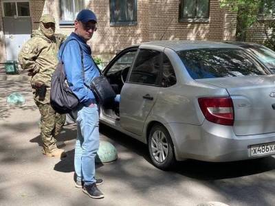 СК подозревает петербургского депутата Максима Резника в незаконном обороте наркотиков. Главное