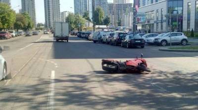 Мотоциклист пострадал в ДТП на улице Казинца в Минске