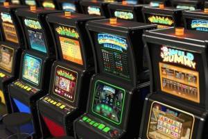 Почему наземные игровые залы казино будут популярны в Украине?