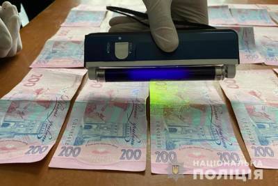 В Винницкой области женщина предложила патрульным 10 тысяч гривен
