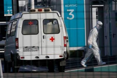 Собянин заявил о близости новых жестких ограничений по коронавирусу